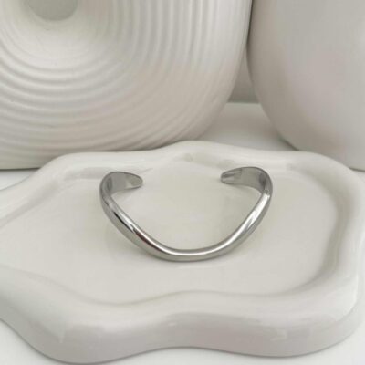 Valery handcuffs bracelet