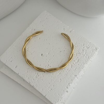 Penny gold bracelet