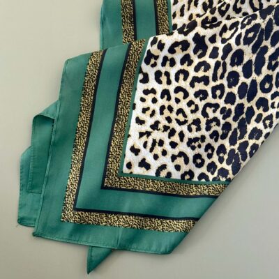 Fina scarve