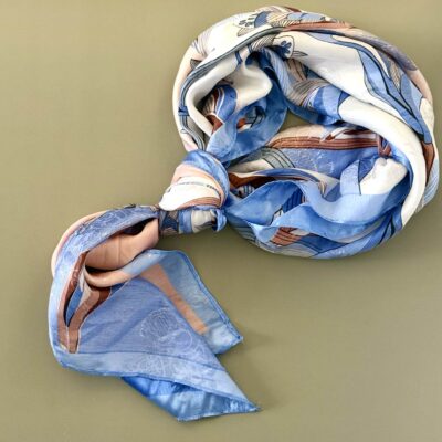 Marta scarve
