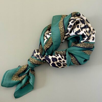 Fina scarve